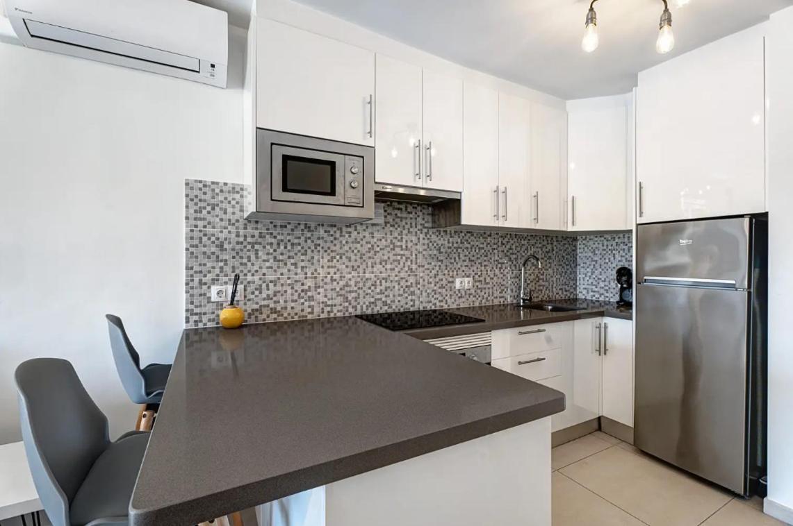 Apartamento De Lujo En Torre Del Sol, Playa De Las Americas Arona  Exterior foto